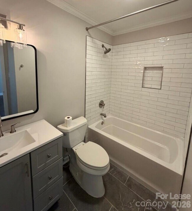 Building Photo - 4201 University Dr