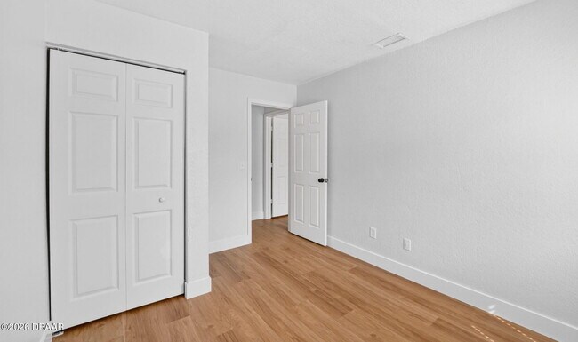 Building Photo - 264 Morris Rd