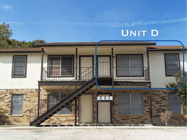 Building Photo - 907 N 7th St