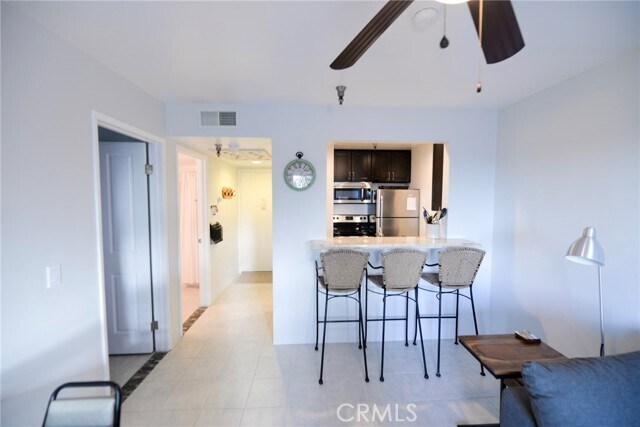 Building Photo - 3830 Avenida Del Presidente