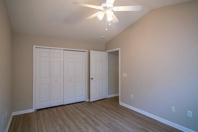 Building Photo - 192 Sonata Cir