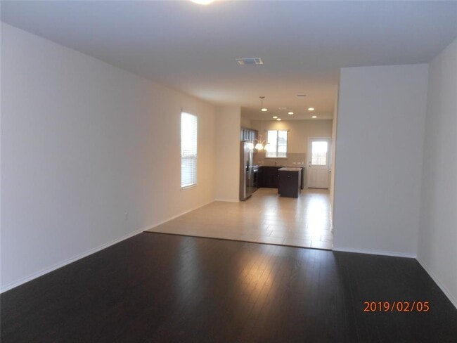 Building Photo - 605 Coffee Berry Dr