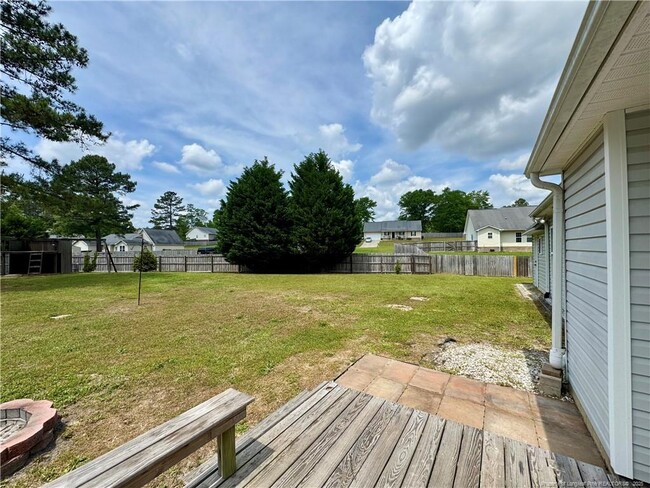 Building Photo - 230 Hunters Creek Dr