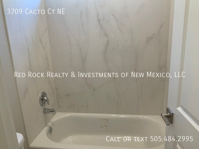 Building Photo - 3709 Cacto Ct