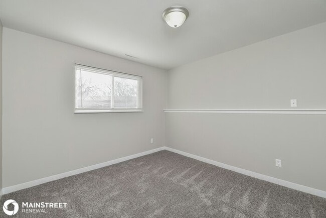 Building Photo - 4844 S Splendid Cir