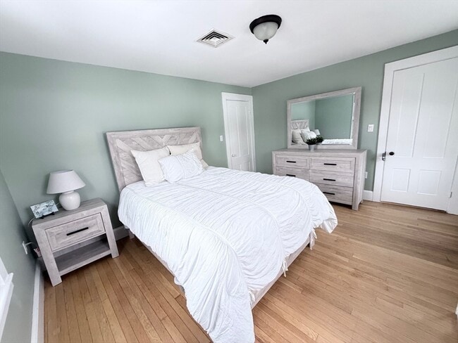 Building Photo - 94 Bolivar St