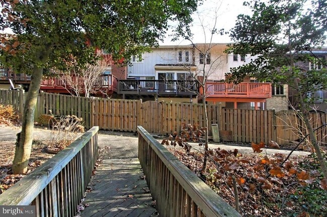 Building Photo - 12728 Rolling Brook Dr