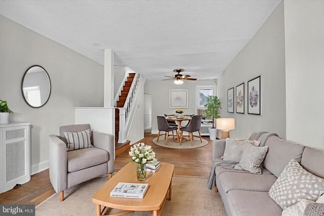 Building Photo - 2343 E Huntingdon St