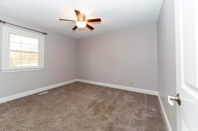 Building Photo - 7877 Marywood Dr