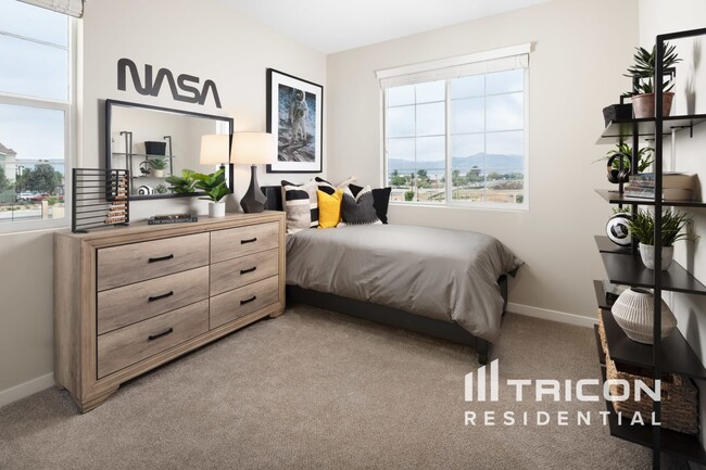 Building Photo - 24645 Saber Ct