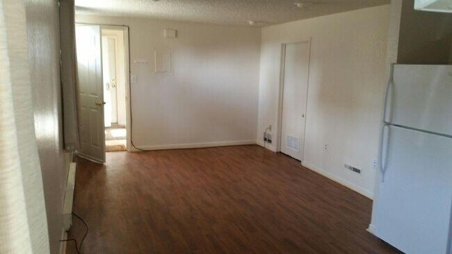 Building Photo - 2 bedroom in Billings MT 59102