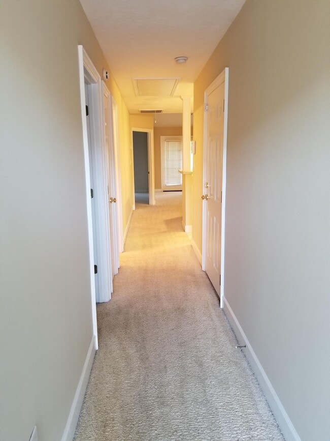 Building Photo - 316 Caldwell Cir