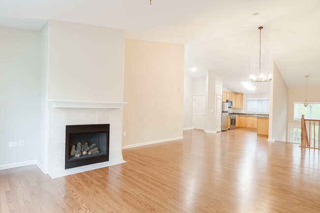 Building Photo - 3159 Saganashkee Ln
