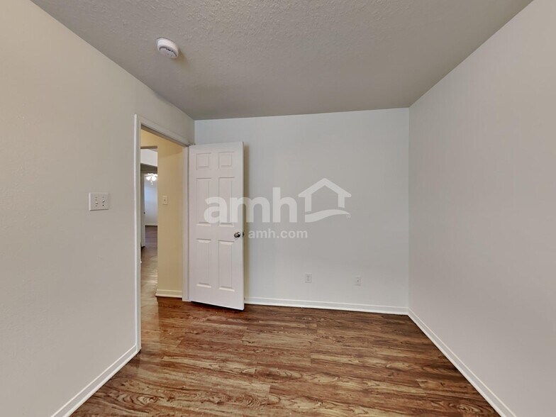 Building Photo - 18514 Inwood Elm Cir