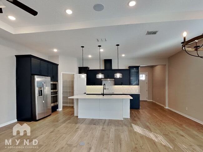 Building Photo - 660 Kimber Ln