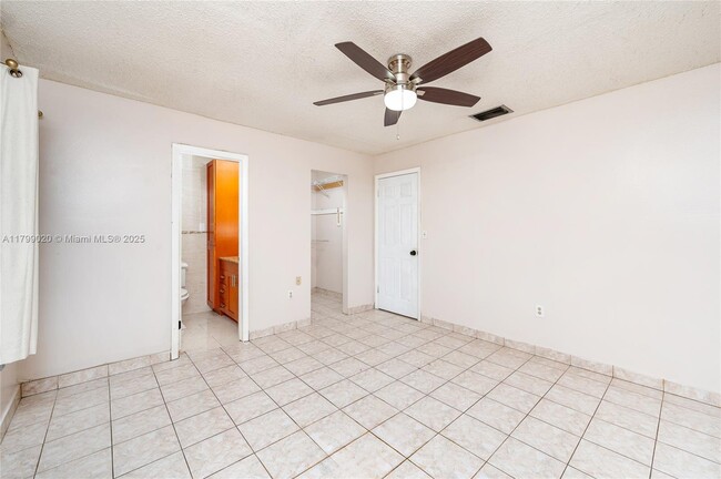Building Photo - 29413 SW 144th Ct