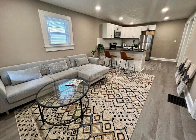 Building Photo - 5128 Primrose Ave