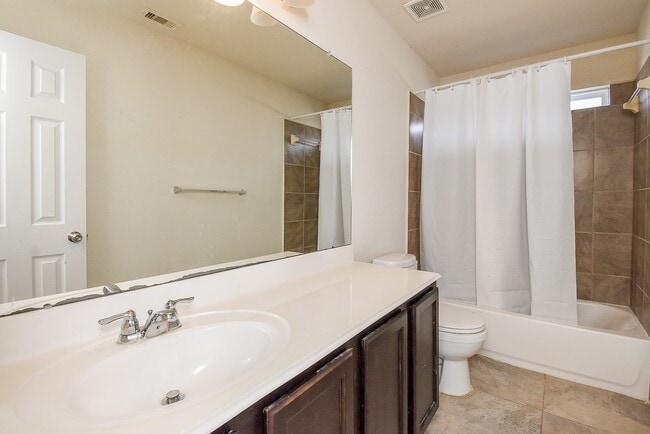 Building Photo - 20810 Fair Walnut Way