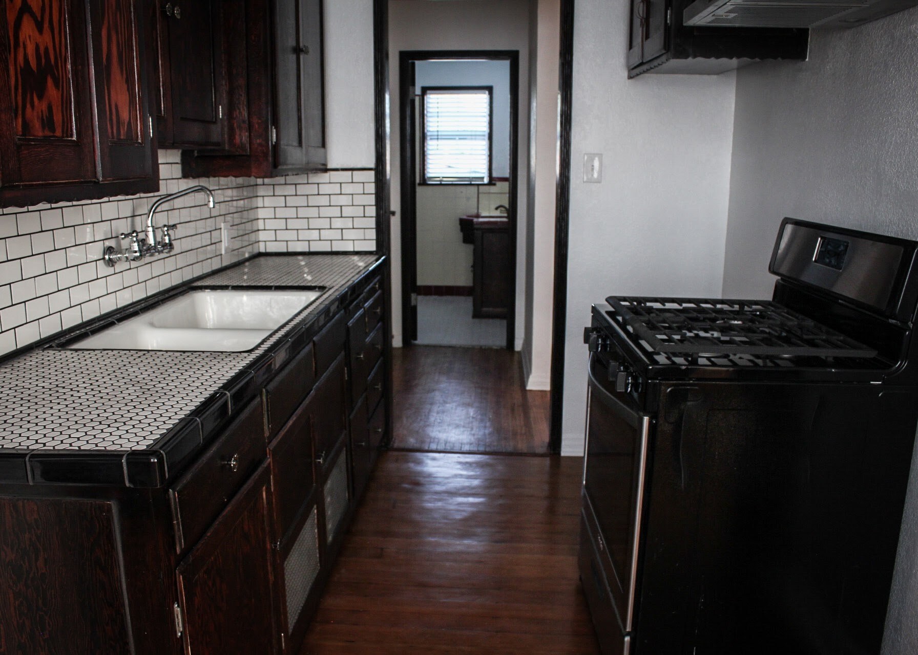 Building Photo - 4256 2nd Ave