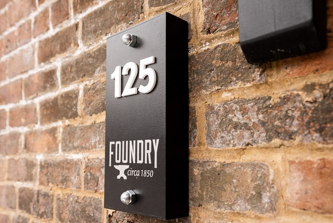 Primary Photo - 225 Old South High St