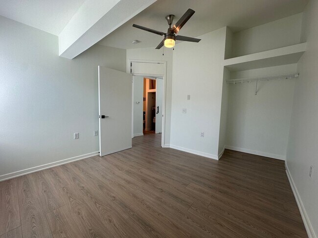 Building Photo - 3046 Anderberg Dr