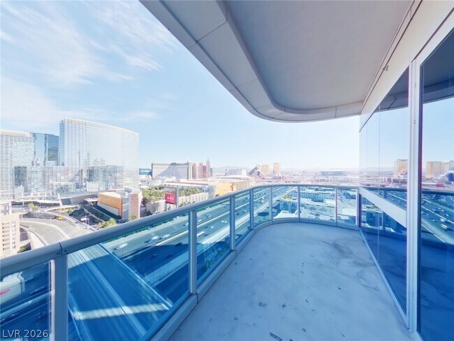 Building Photo - 4471 Dean Martin Dr