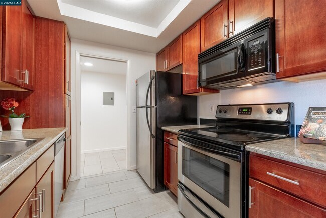 Building Photo - 1315 A St