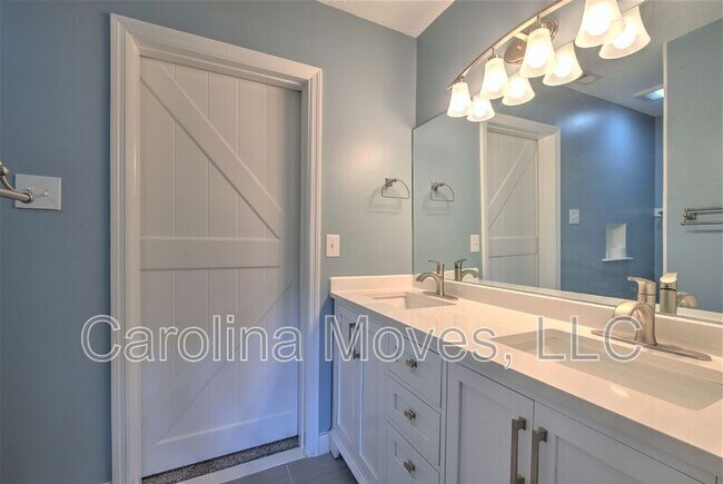 Building Photo - 130 Pleasant Dr