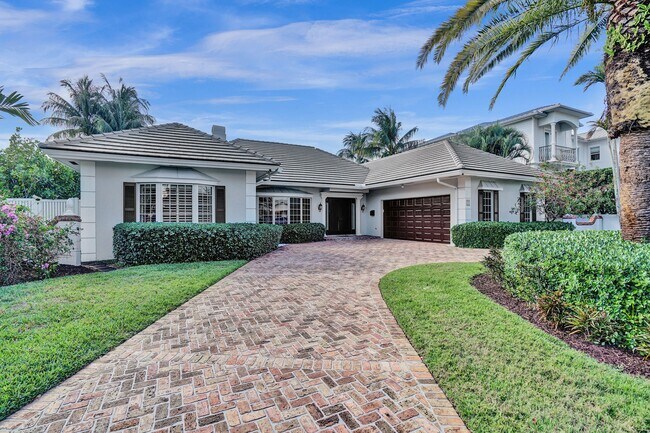 Building Photo - 7 Saranac Rd