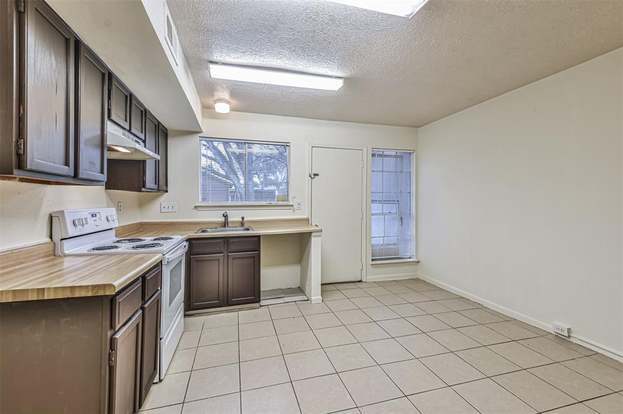 Building Photo - 19311 Lazy Valley Dr