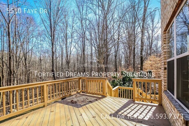 Building Photo - 5510 Faye Dr