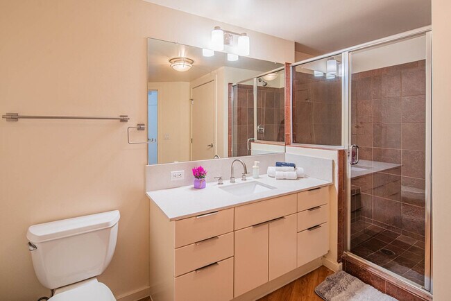 Building Photo - 44 W Monroe St