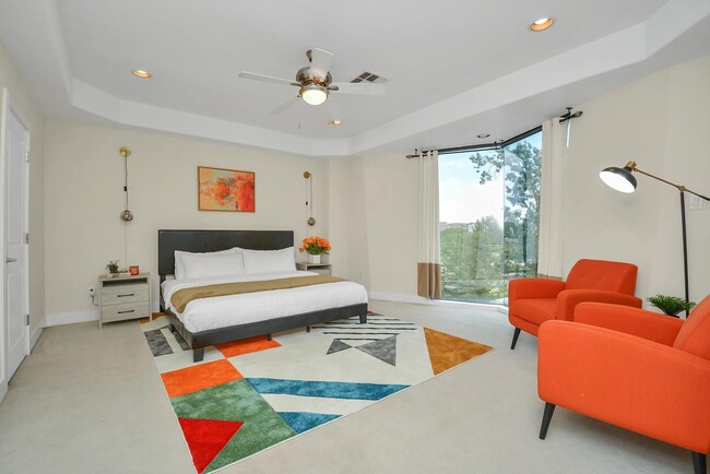 Building Photo - 4608 Nett St