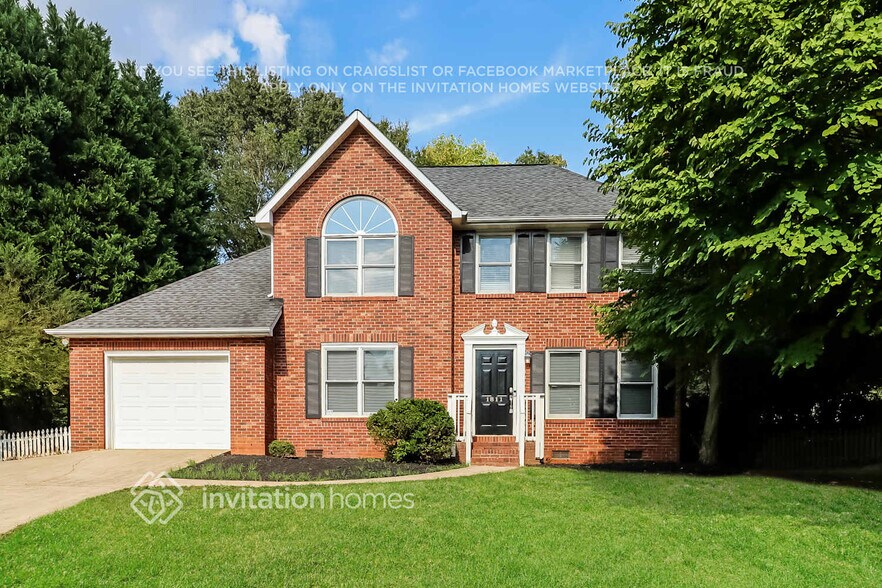 Primary Photo - 1811 Southridge Dr