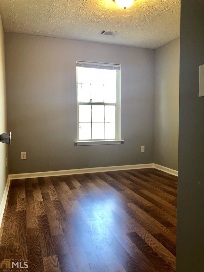 Building Photo - 2832 Snapfinger Manor