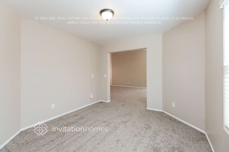 Building Photo - 40084 W Sanders Way