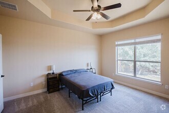 Building Photo - Furnished Private Bedroom