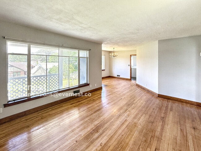 Building Photo - 1316 43rd Street Ensley