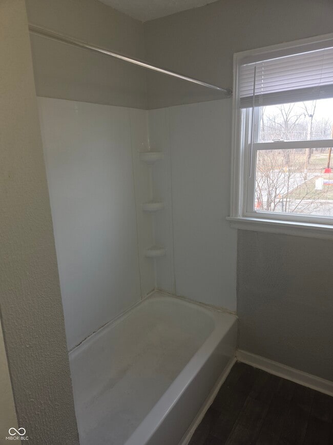 Building Photo - 3602 N Layman Ave