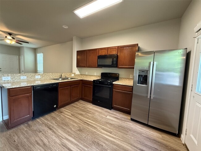 Building Photo - 5842 Adelaide River Dr