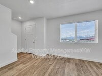 Building Photo - 14844 S Trap Rock Way