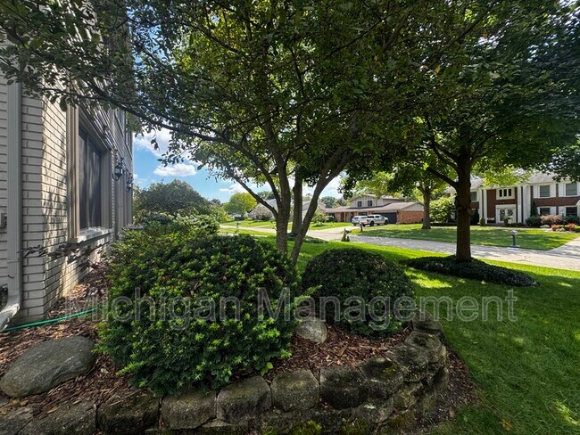 Building Photo - 42098 Banbury Rd