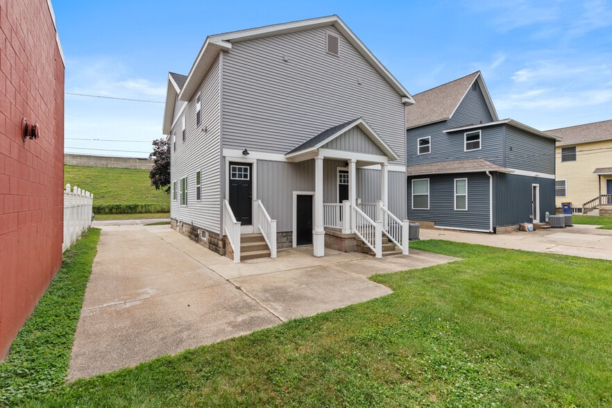 Building Photo - 621 3rd St NW