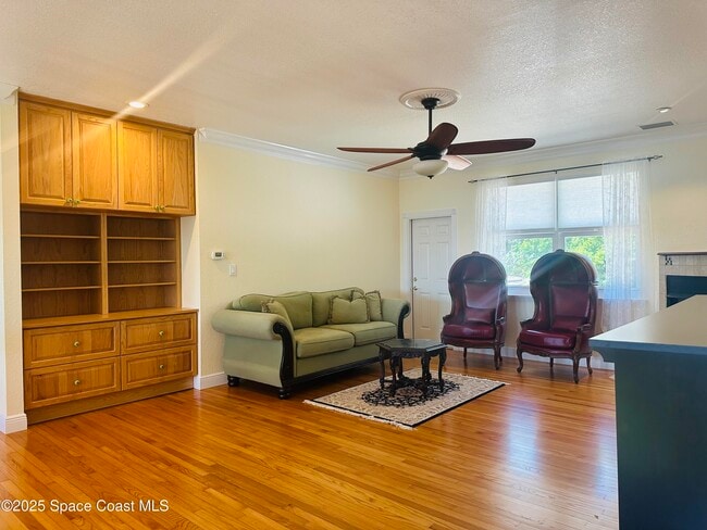 Building Photo - 1613 Indian River Dr