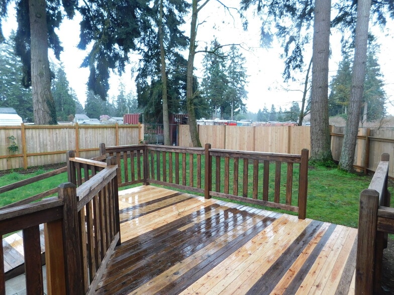 Building Photo - 12123 108th Avenue Ct E