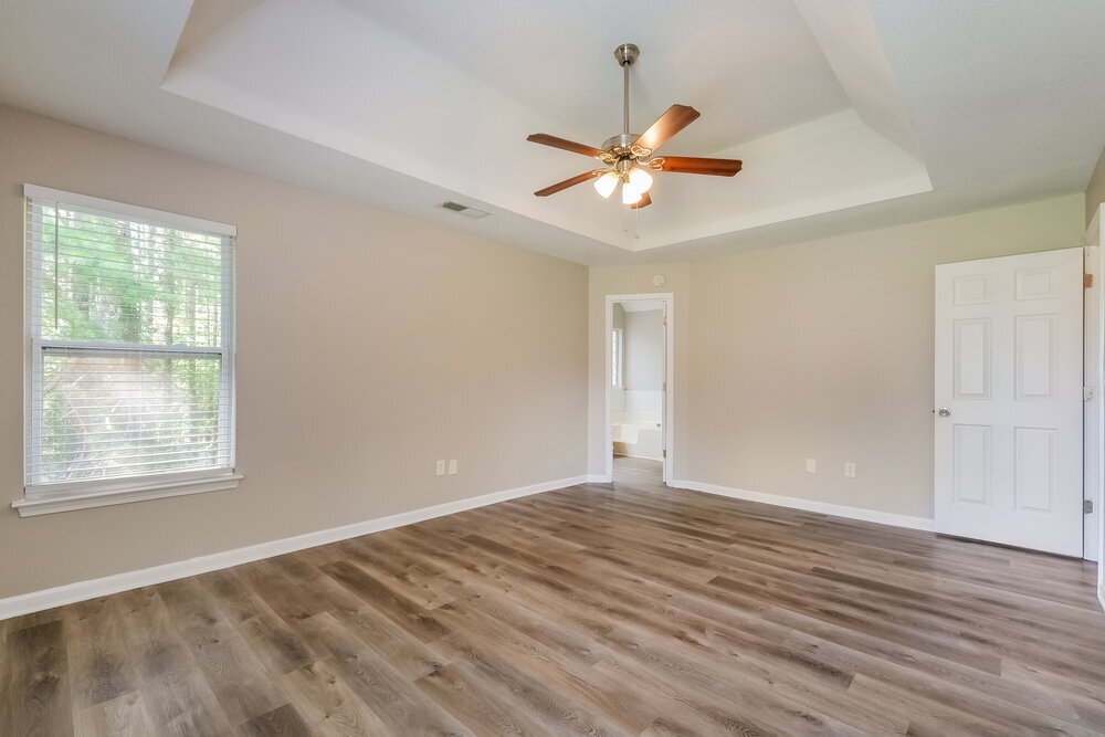 Building Photo - 146 Edison Dr