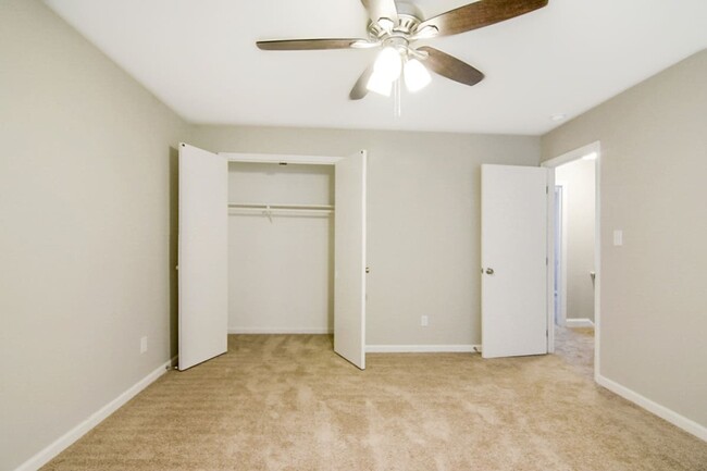 Building Photo - 2908 Buckthorne Ct