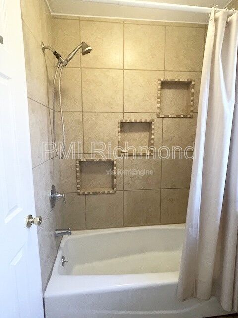 Building Photo - 12206 McKenna Cir