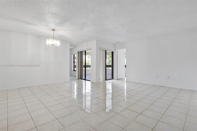 Building Photo - 9135 SW 125th Ave