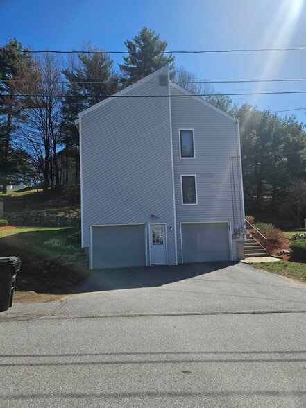 Building Photo - 18 Landsdown Dr